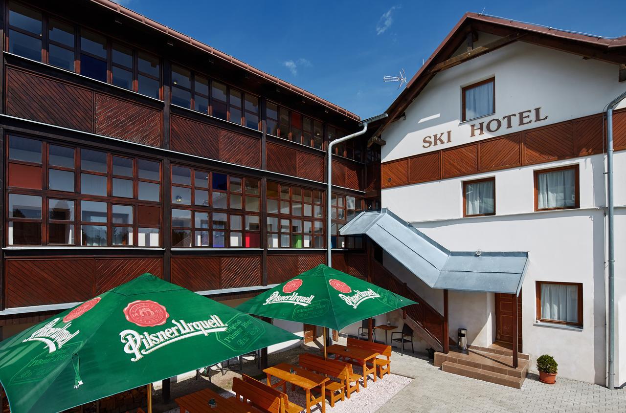 Ski Hotel Svoboda nad Úpou Eksteriør bilde